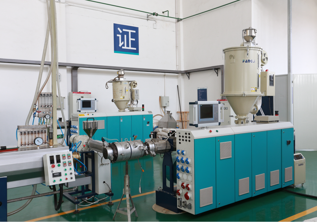 Ühe kruviga ekstruuderi hooldus